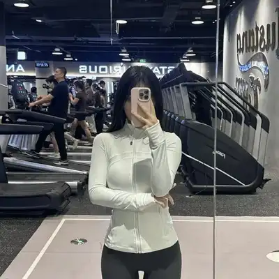潘语嘉